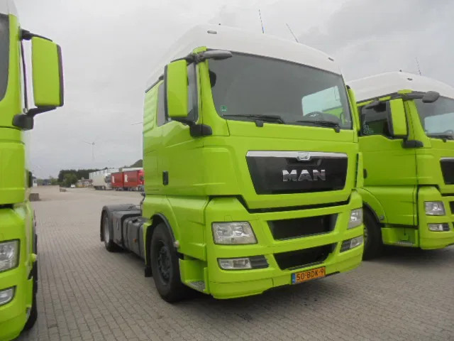 MAN TGX 18.400 COMPRESSOR + HYDRO NL TRUCK - Nyergesvontató: 3 kép. MAN TGX 18.400 COMPRESSOR + HYDRO NL TRUCK - Nyergesvontató: 3 kép.