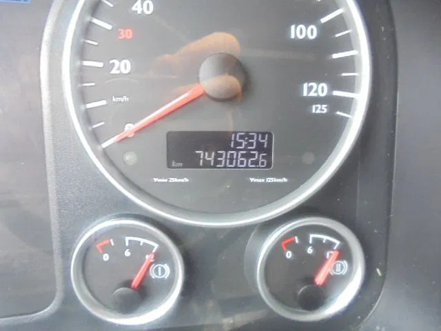 Nyergesvontató MAN TGX 26-480 6X2 NEW TYPE TACHO-SMART TACHO: 15 kép. Nyergesvontató MAN TGX 26-480 6X2 NEW TYPE TACHO-SMART TACHO: 15 kép.