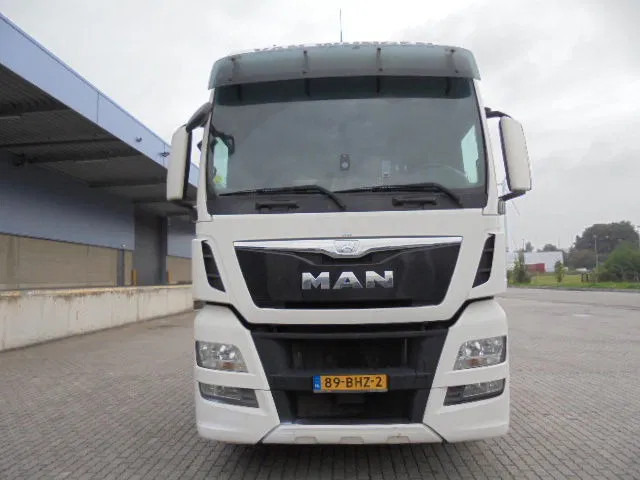 MAN TGX 26-480 XXL NEW TYPE TACHO-SMART TACHO - Nyergesvontató: 2 kép. MAN TGX 26-480 XXL NEW TYPE TACHO-SMART TACHO - Nyergesvontató: 2 kép.