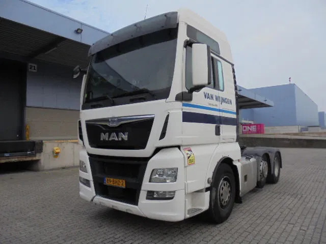 MAN TGX 26-480 XXL NEW TYPE TACHO-SMART TACHO - Nyergesvontató: 1 kép. MAN TGX 26-480 XXL NEW TYPE TACHO-SMART TACHO - Nyergesvontató: 1 kép.