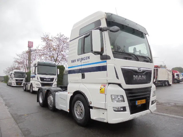 MAN TGX 26.500 XXL 6X2 NEW TYPE TACHO -SMART TACHO - Nyergesvontató: 3 kép. MAN TGX 26.500 XXL 6X2 NEW TYPE TACHO -SMART TACHO - Nyergesvontató: 3 kép.