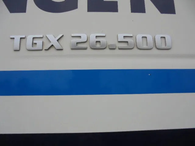 MAN TGX 26.500 XXL 6X2 NIEUW TYPE TACHOGRAAF - Nyergesvontató: 5 kép. MAN TGX 26.500 XXL 6X2 NIEUW TYPE TACHOGRAAF - Nyergesvontató: 5 kép.