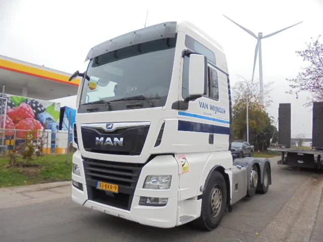 MAN TGX 26.500 XXL 6X2 SMART TACHO 20X IN STOCK - Nyergesvontató: 1 kép. MAN TGX 26.500 XXL 6X2 SMART TACHO 20X IN STOCK - Nyergesvontató: 1 kép.