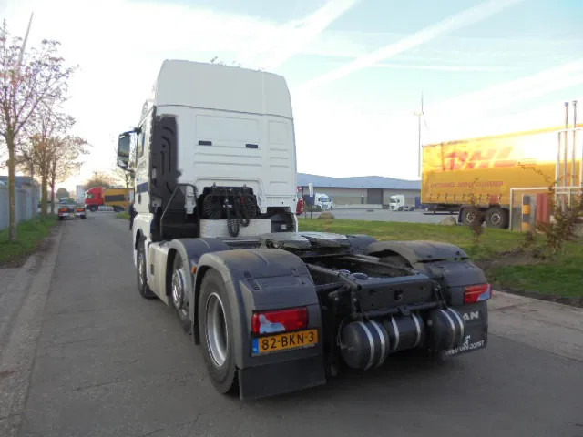 MAN TGX 26.500 XXL 6X2 SMART TACHO NL TRUCK 20X IN STOCK - Nyergesvontató: 3 kép. MAN TGX 26.500 XXL 6X2 SMART TACHO NL TRUCK 20X IN STOCK - Nyergesvontató: 3 kép.