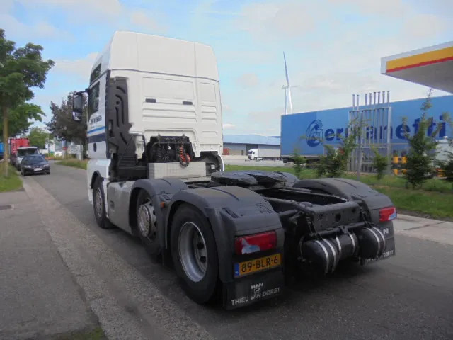 MAN TGX 26.500 XXL NL TRUCK SMART TACHO 20X IN STOCK - Nyergesvontató: 4 kép. MAN TGX 26.500 XXL NL TRUCK SMART TACHO 20X IN STOCK - Nyergesvontató: 4 kép.