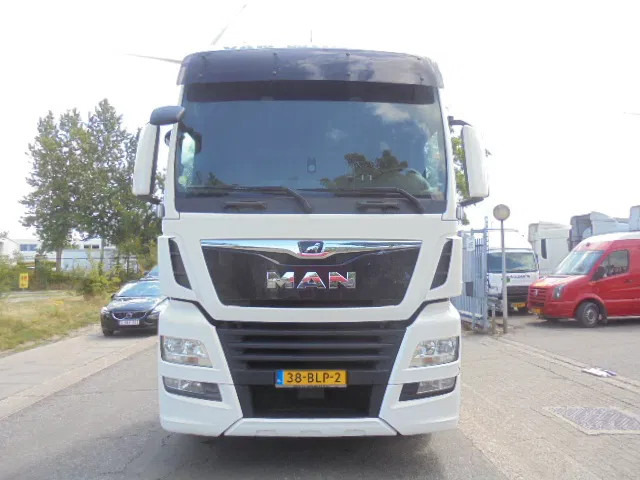 MAN TGX 26.500 XXL TUV APK 03-26 NL TRUCK 16X IN STOCK - Nyergesvontató: 2 kép. MAN TGX 26.500 XXL TUV APK 03-26 NL TRUCK 16X IN STOCK - Nyergesvontató: 2 kép.