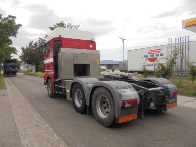 Nyergesvontató MAN TGX 33.480 6X4 Manual Gearbox Retarder: 6 kép. Nyergesvontató MAN TGX 33.480 6X4 Manual Gearbox Retarder: 6 kép.
