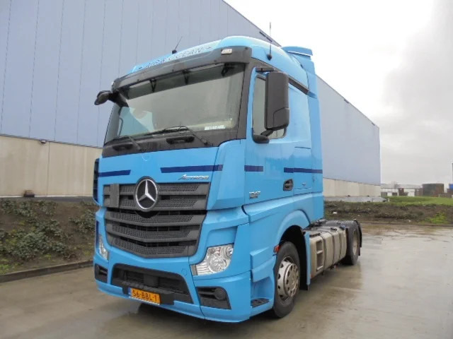 Mercedes-Benz Actros 1842 LS EUR6 - Nyergesvontató: 1 kép. Mercedes-Benz Actros 1842 LS EUR6 - Nyergesvontató: 1 kép.