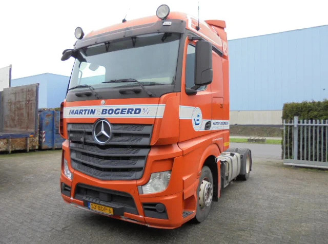 Mercedes-Benz Actros 1842 LS EUR6 EINGINE NOT OK - Nyergesvontató: 1 kép. Mercedes-Benz Actros 1842 LS EUR6 EINGINE NOT OK - Nyergesvontató: 1 kép.