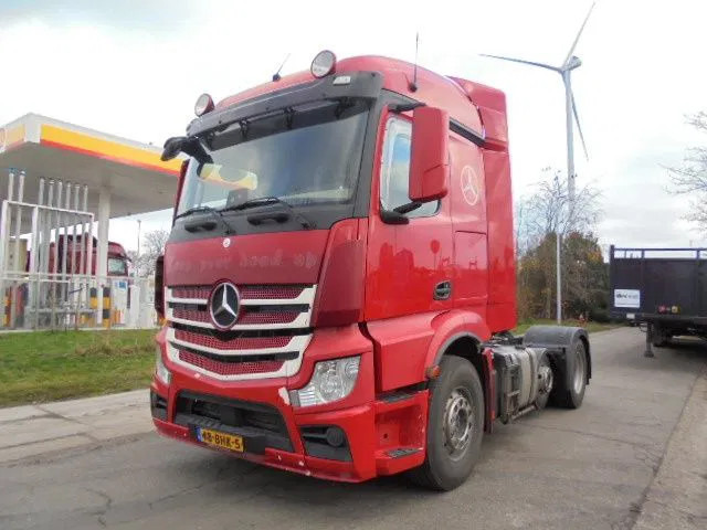Mercedes-Benz Actros 2543 6X2 + HYDRAULIC - Nyergesvontató: 1 kép. Mercedes-Benz Actros 2543 6X2 + HYDRAULIC - Nyergesvontató: 1 kép.