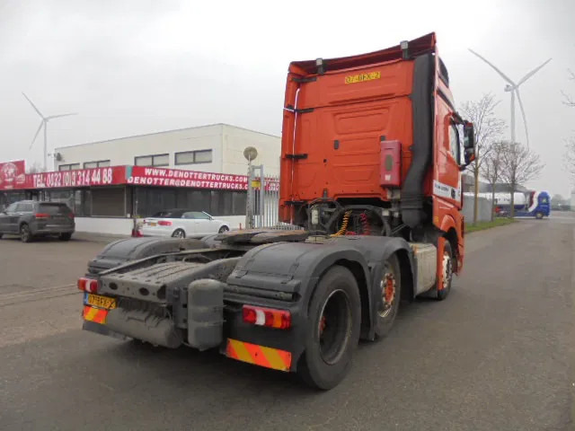 Mercedes-Benz Actros 2645 NL TRUCK - Nyergesvontató: 5 kép. Mercedes-Benz Actros 2645 NL TRUCK - Nyergesvontató: 5 kép.