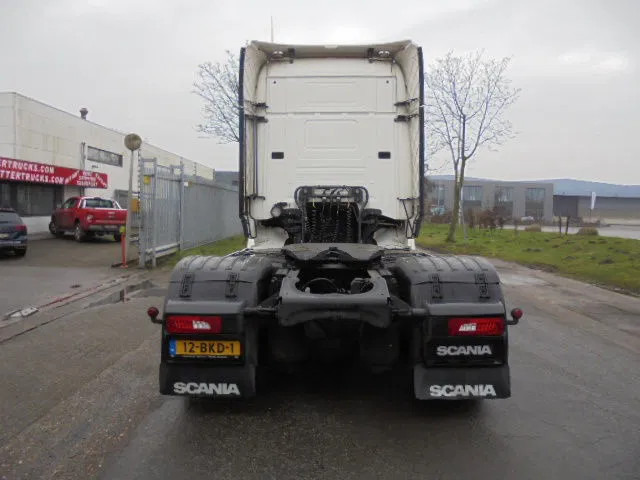 Scania R450 STREAMLINE + RETARDER NL TRUCK - Nyergesvontató: 5 kép. Scania R450 STREAMLINE + RETARDER NL TRUCK - Nyergesvontató: 5 kép.