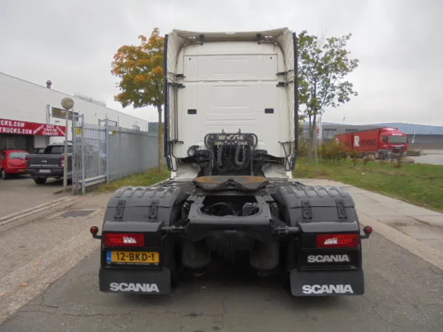 Scania R450 STREAMLINE + RETARDER NL TRUCK - Nyergesvontató: 5 kép. Scania R450 STREAMLINE + RETARDER NL TRUCK - Nyergesvontató: 5 kép.