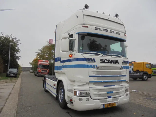 Scania R450 STREAMLINE + RETARDER NL TRUCK - Nyergesvontató: 3 kép. Scania R450 STREAMLINE + RETARDER NL TRUCK - Nyergesvontató: 3 kép.