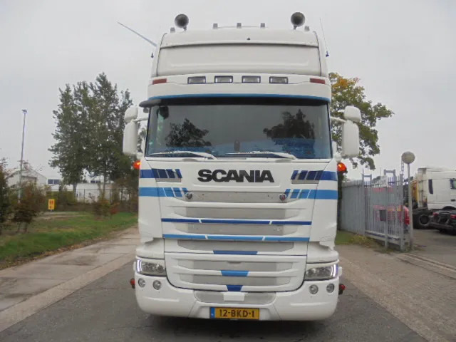 Scania R450 STREAMLINE + RETARDER NL TRUCK - Nyergesvontató: 2 kép. Scania R450 STREAMLINE + RETARDER NL TRUCK - Nyergesvontató: 2 kép.