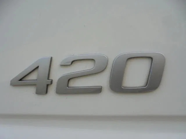 Volvo FH 420 MEGA NL TRUCK APK /TUV 01-05-2026 - Nyergesvontató: 4 kép. Volvo FH 420 MEGA NL TRUCK APK /TUV 01-05-2026 - Nyergesvontató: 4 kép.