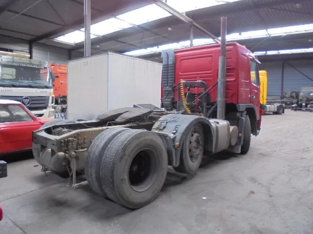 Volvo FM 380 ENGINE NOT OK ONLY PARTS - Nyergesvontató: 5 kép. Volvo FM 380 ENGINE NOT OK ONLY PARTS - Nyergesvontató: 5 kép.