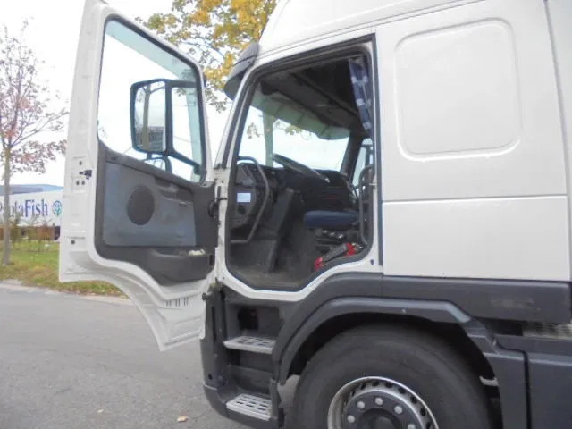 Volvo FM 400 GLOBETROTTER ADR NL TRUCK +TANK TRAILER - Nyergesvontató: 5 kép. Volvo FM 400 GLOBETROTTER ADR NL TRUCK +TANK TRAILER - Nyergesvontató: 5 kép.