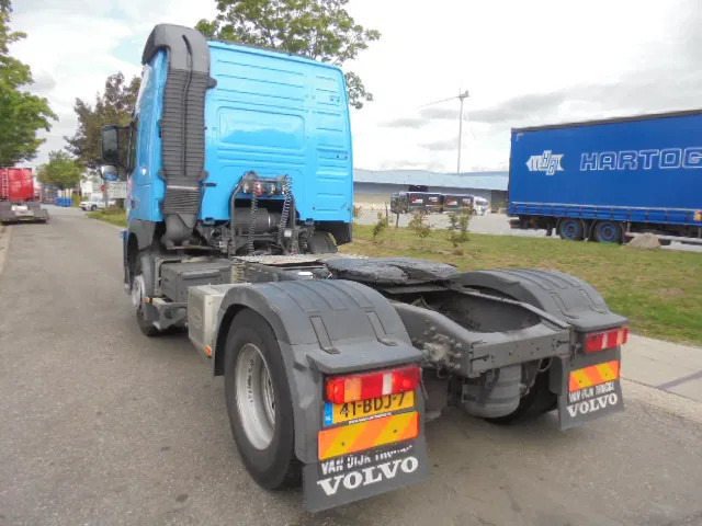 Volvo FM FM 330 TRS KOELUNIT NL TRUCK TUV-APK 19-12-2025 - Nyergesvontató: 3 kép. Volvo FM FM 330 TRS KOELUNIT NL TRUCK TUV-APK 19-12-2025 - Nyergesvontató: 3 kép.