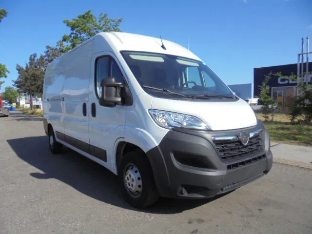 Opel Movano L3H2 2.2L BLUE HDI 140 - Furgon: 3 kép. Opel Movano L3H2 2.2L BLUE HDI 140 - Furgon: 3 kép.