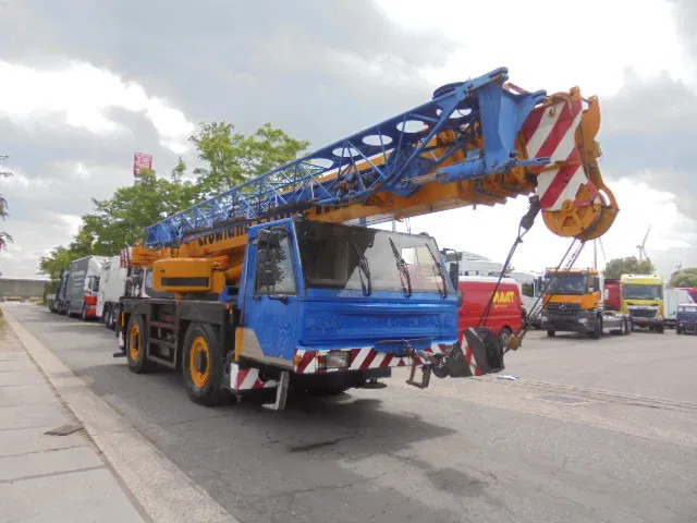 PPM ATT 350 4X4X4 - Terepjáró autódaru: 3 kép. PPM ATT 350 4X4X4 - Terepjáró autódaru: 3 kép.