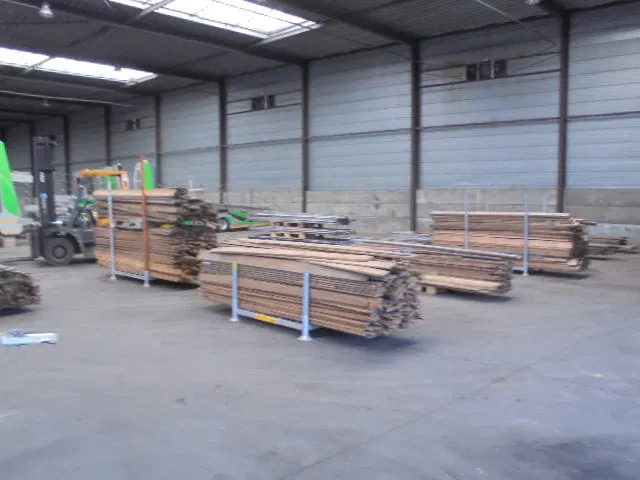 Plan KEN ALU / HOUT - Ponyvás felépítmény: 1 kép. Plan KEN ALU / HOUT - Ponyvás felépítmény: 1 kép.