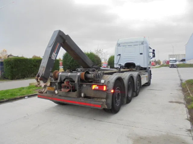 Scania G450 8X2 RETARDER - Horgos rakodó teherautó: 5 kép. Scania G450 8X2 RETARDER - Horgos rakodó teherautó: 5 kép.