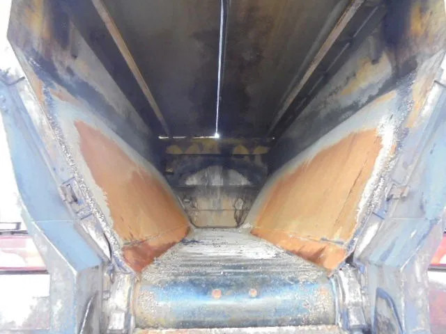 Scania P400 8X2 ASFALT NL TRUCK - Billenőplatós teherautó: 3 kép. Scania P400 8X2 ASFALT NL TRUCK - Billenőplatós teherautó: 3 kép.