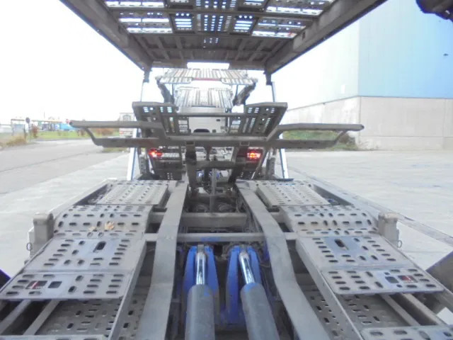 Scania P410 METAGO SUPERTRANS - Autószállító teherautó: 5 kép. Scania P410 METAGO SUPERTRANS - Autószállító teherautó: 5 kép.