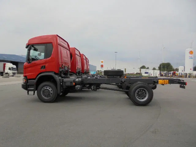 Scania P450 XT 4X4 NIEUW - DEMO - Alvaz teherautó: 4 kép. Scania P450 XT 4X4 NIEUW - DEMO - Alvaz teherautó: 4 kép.