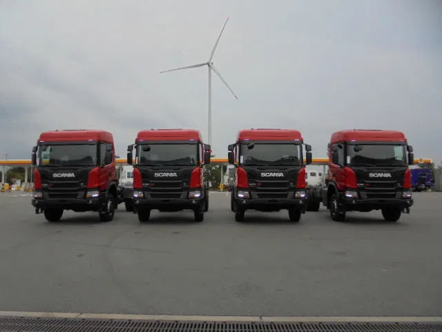 Scania P450 XT 4X4 NIEUW - DEMO - Alvaz teherautó: 2 kép. Scania P450 XT 4X4 NIEUW - DEMO - Alvaz teherautó: 2 kép.