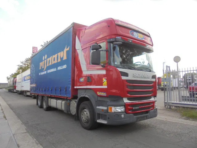 Scania R400 6X2 RETARDER BDF - Dobozos felépítményű teherautó: 3 kép. Scania R400 6X2 RETARDER BDF - Dobozos felépítményű teherautó: 3 kép.