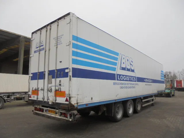 Talson F 1227 - Félpótkocsi dobozos: 4 kép. Talson F 1227 - Félpótkocsi dobozos: 4 kép.