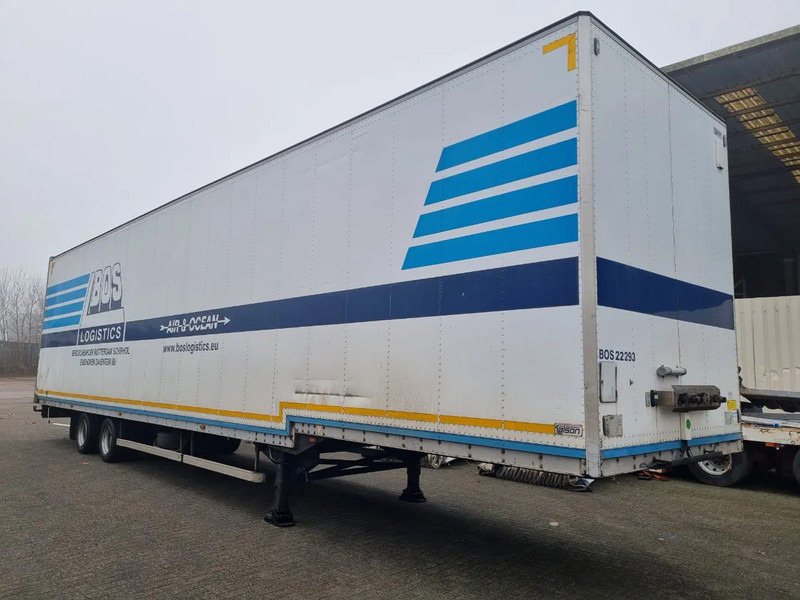 Talson F 1520 - Félpótkocsi dobozos: 3 kép. Talson F 1520 - Félpótkocsi dobozos: 3 kép.
