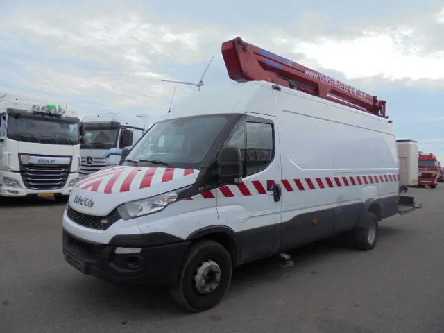 Iveco Daily 70 70C17 - Teherautó: 1 kép. Iveco Daily 70 70C17 - Teherautó: 1 kép.