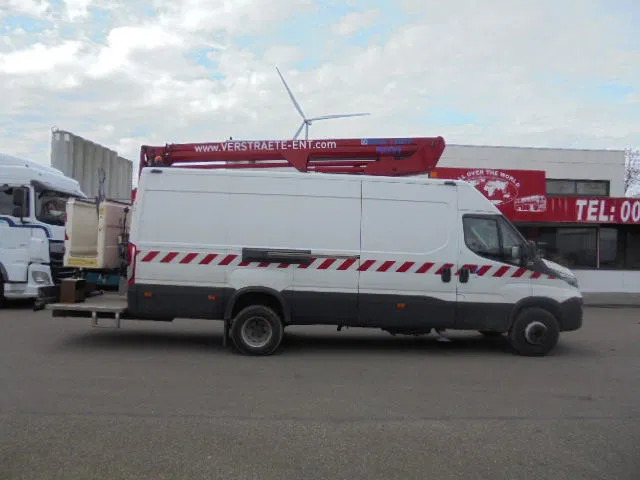 Iveco Daily 70 70C17 - Teherautó: 3 kép. Iveco Daily 70 70C17 - Teherautó: 3 kép.