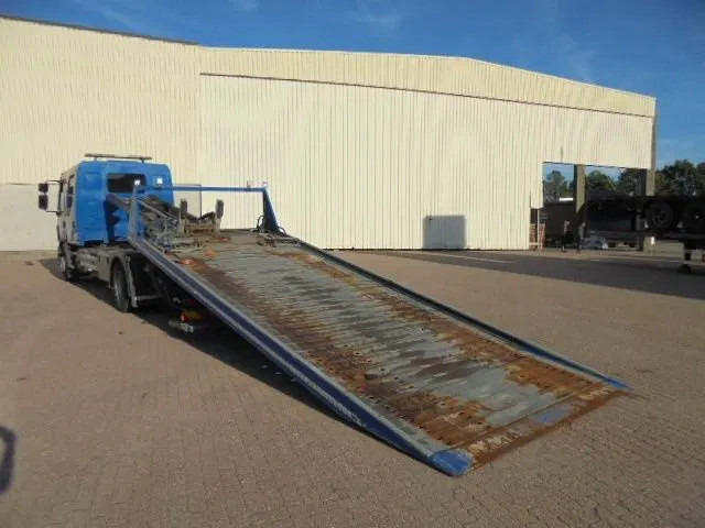 Volvo FE 280 - Autószállító teherautó: 4 kép. Volvo FE 280 - Autószállító teherautó: 4 kép.