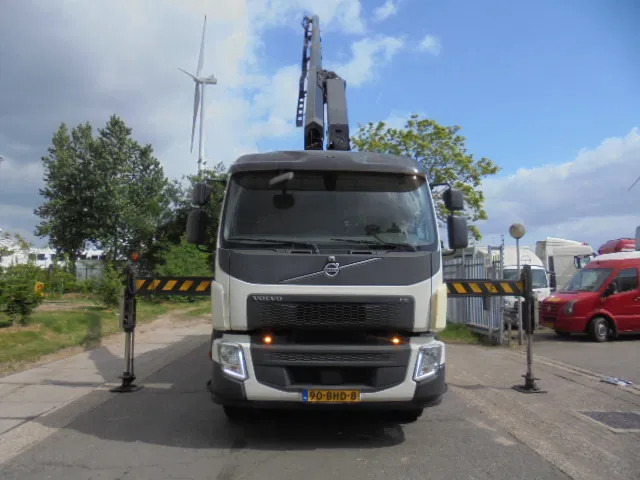 Volvo FE 320 6X2 NL TRUCK - Szemetesautó: 2 kép. Volvo FE 320 6X2 NL TRUCK - Szemetesautó: 2 kép.