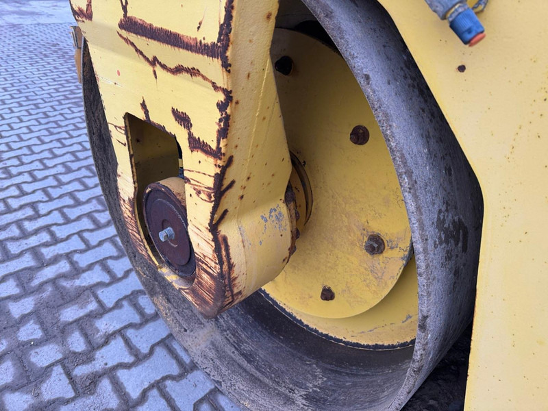 Kombihenger Bomag BW 161 AC: 12 kép. Kombihenger Bomag BW 161 AC: 12 kép.