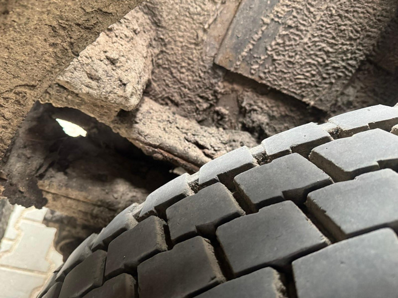 Tartályos teherautó a következők szállításához aszfalt DAF 2800: 19 kép.