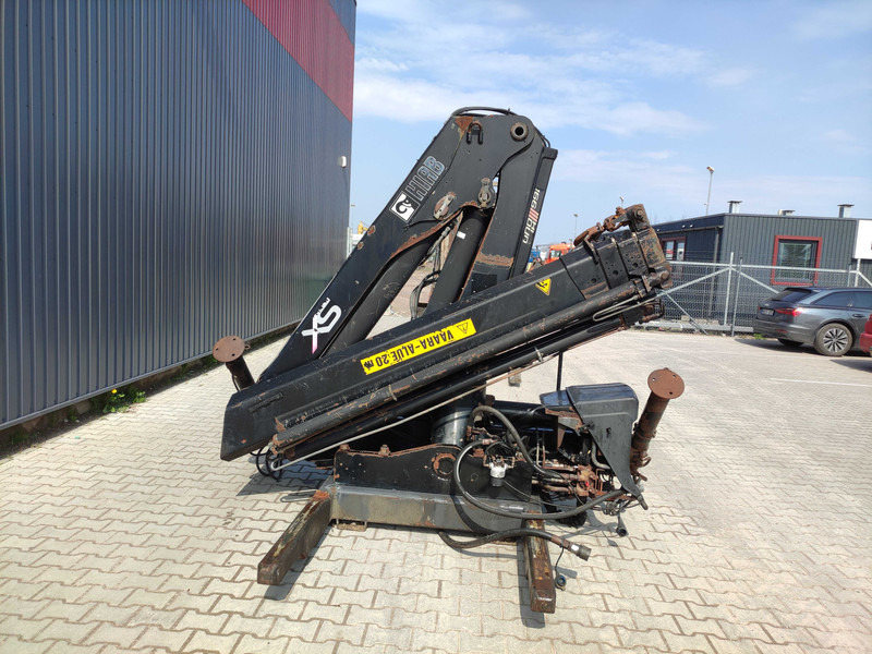 Hiab 166B-3 Hiduo Remote control loader crane - Rakodódaru - Teherautó: 3 kép. Hiab 166B-3 Hiduo Remote control loader crane - Rakodódaru - Teherautó: 3 kép.