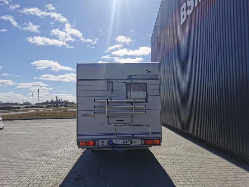 Hymer B594 - Integrált lakóautó: 5 kép. Hymer B594 - Integrált lakóautó: 5 kép.