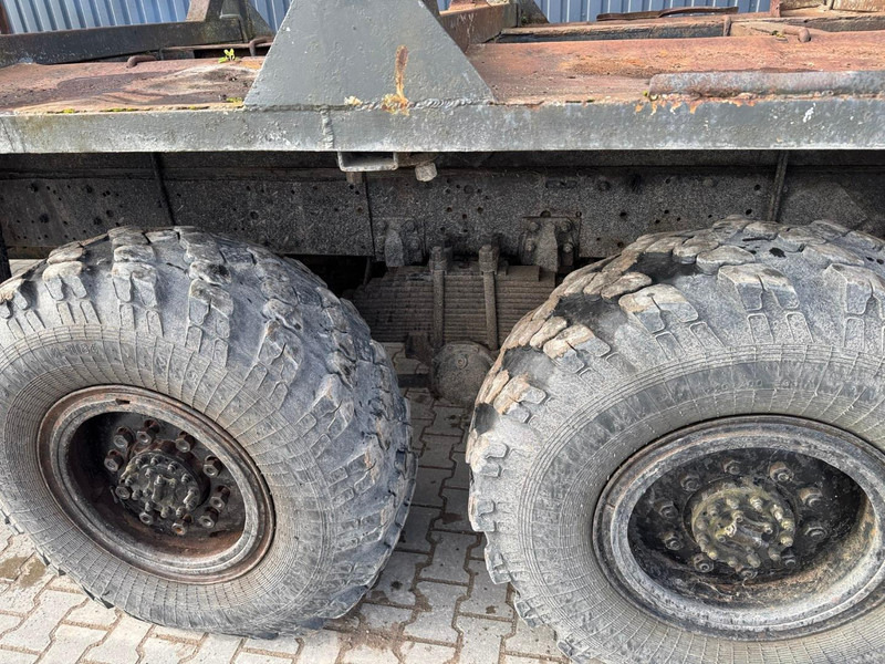 Kamaz 43101, 6x6 - Rönkszállító teherautó, Darus autó: 5 kép. Kamaz 43101, 6x6 - Rönkszállító teherautó, Darus autó: 5 kép.