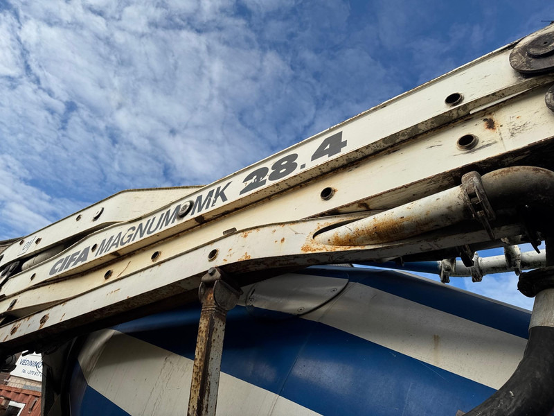 Mercedes-Benz Actros 3244 + Cifa Magnum MK 28.4 - Betonpumpa: 3 kép. Mercedes-Benz Actros 3244 + Cifa Magnum MK 28.4 - Betonpumpa: 3 kép.