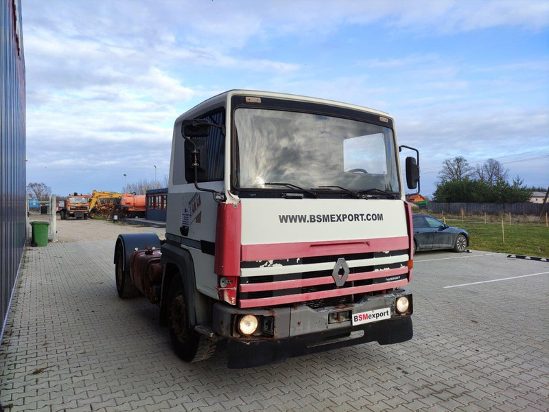 Renault R340 truck tractor - Nyergesvontató: 3 kép. Renault R340 truck tractor - Nyergesvontató: 3 kép.