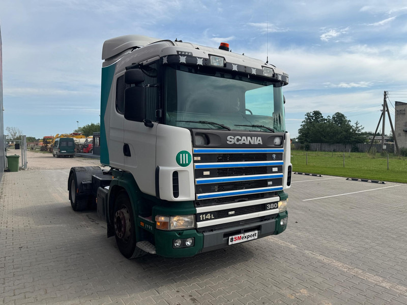 Scania 114 L 380 - Nyergesvontató: 2 kép. Scania 114 L 380 - Nyergesvontató: 2 kép.