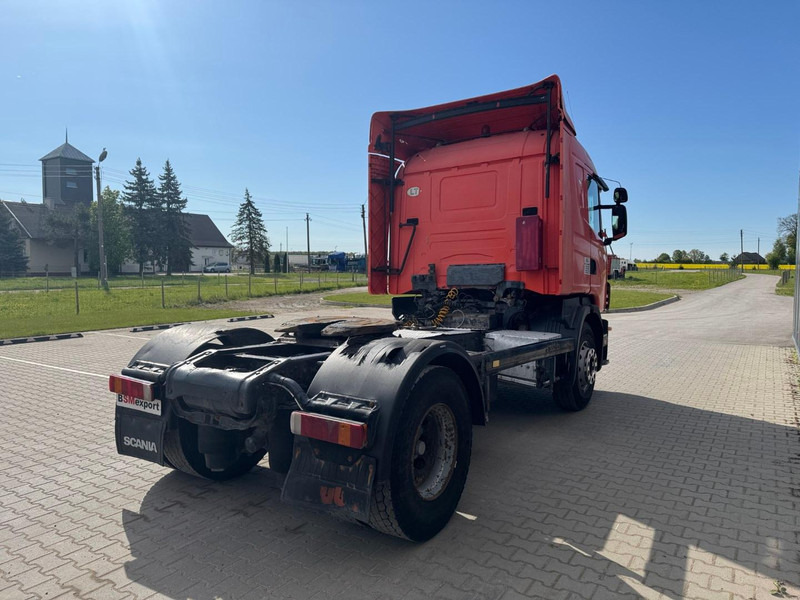 Scania R 124 LA 360, Manual pump. - Nyergesvontató: 4 kép. Scania R 124 LA 360, Manual pump. - Nyergesvontató: 4 kép.