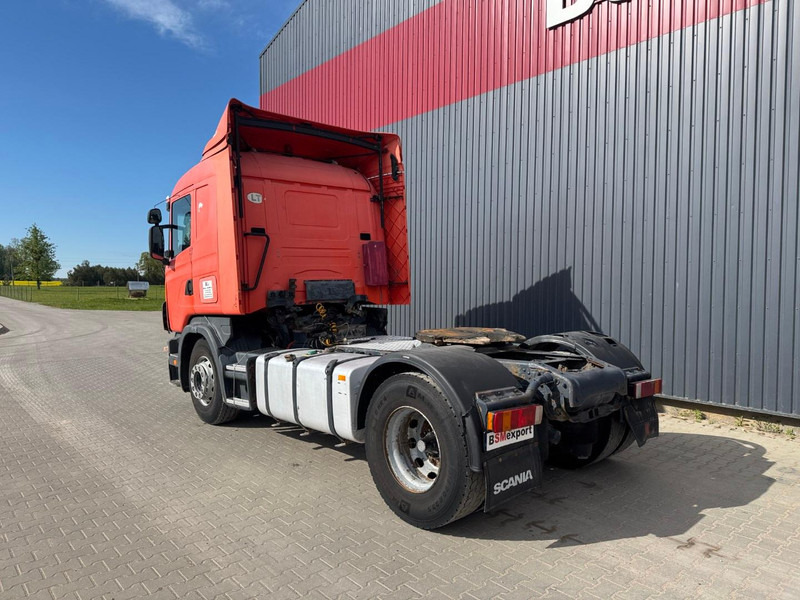 Scania R 124 LA 360, Manual pump. - Nyergesvontató: 5 kép. Scania R 124 LA 360, Manual pump. - Nyergesvontató: 5 kép.