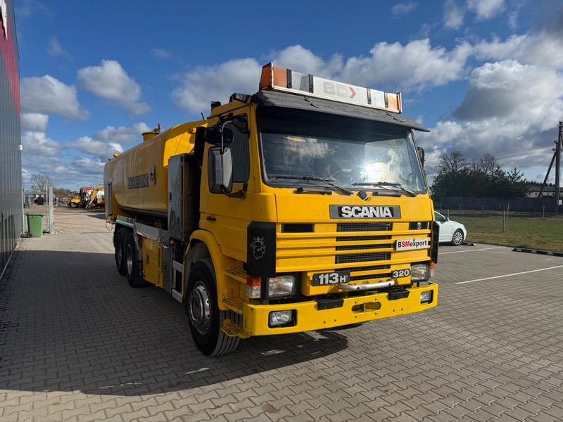 Scania 113.320 vacuum truck - Szippantós autó: 2 kép. Scania 113.320 vacuum truck - Szippantós autó: 2 kép.