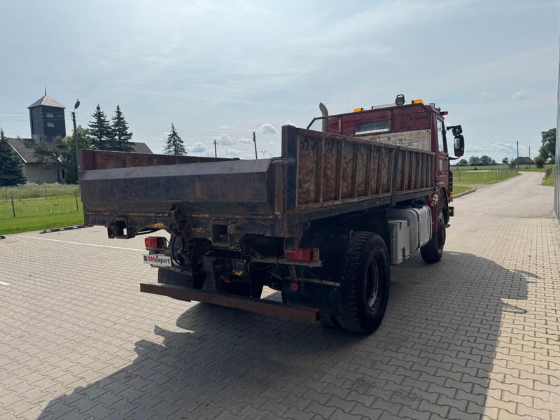 Scania 93, 4x4 - Billenőplatós teherautó: 4 kép. Scania 93, 4x4 - Billenőplatós teherautó: 4 kép.